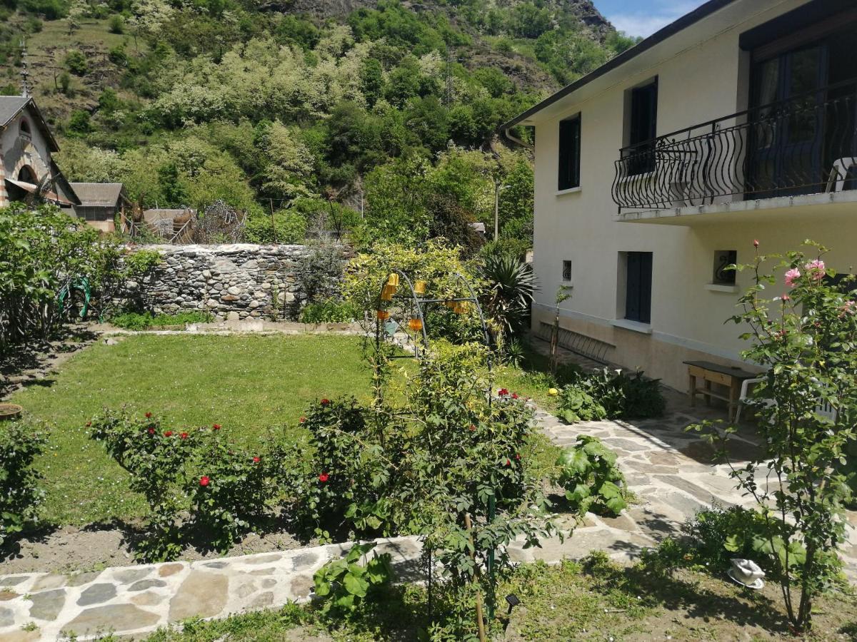Les Rosiers Bed & Breakfast Bagnères-de-Luchon Dış mekan fotoğraf